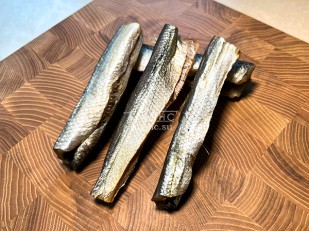 ФЛИНТ Гренки аджика: Корюшка вяленая (тушка)