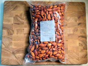 Ухо целое с чесноком (150 гр.): Миндаль ж/с со вкусом 